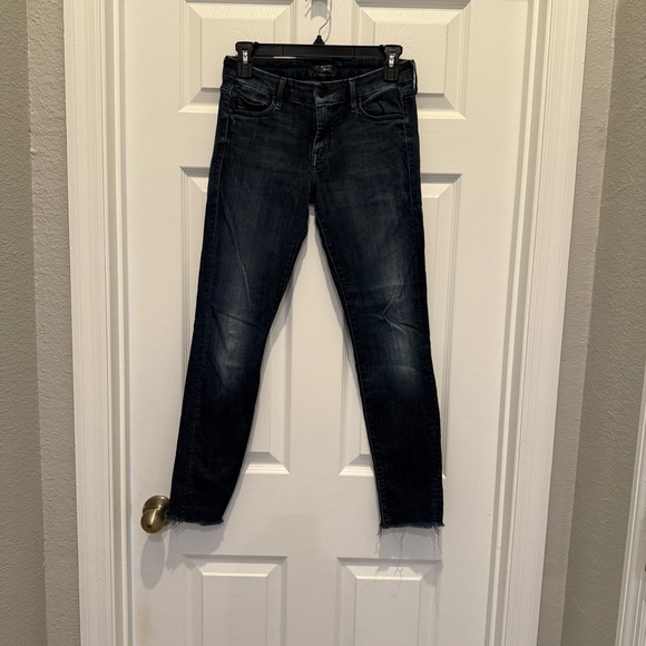 MOTHER The Looker Ankle Fray Jeans - Picture 11 of 14